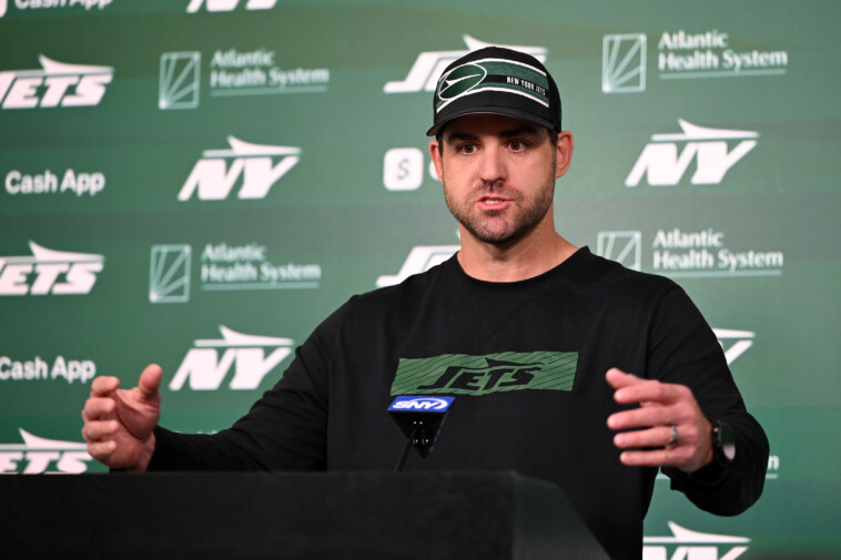 jets-need-high-risk-tanner-engstrand-to-be-the-answer-to-the-franchise’s-other-black-hole