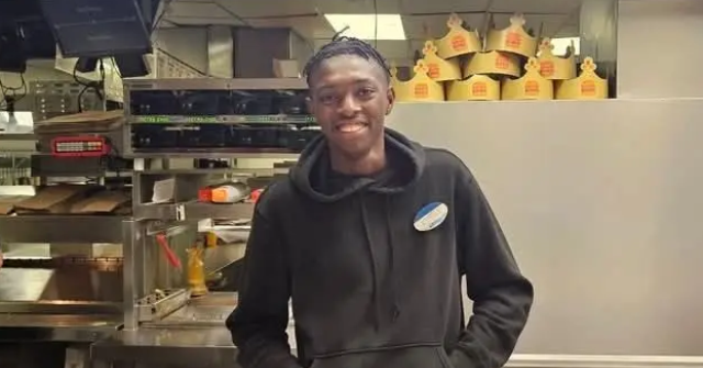 burger-king-employee-who-worked-in-graduation-clothes-gets-$50k-in-donations-after-viral-tiktok