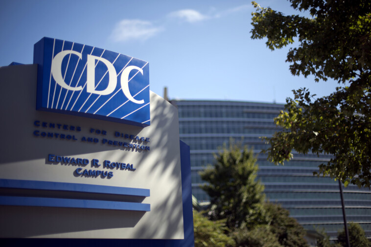 cdc-contradicts-rfk-jr.-—-says-kids-can-still-get-covid-19-shots 