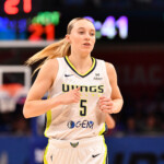 paige-bueckers-enters-concussion-protocol-as-rookie-season-hits-speed-bump