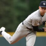 will-warren-is-learning-the-art-of-pitching-from-yankees-stalwarts-—-and-it’s-all-clicking