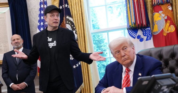 elon-musk-cuts-off-reporter-and-roasts-the-new-york-times-during-his-departure-press-conference