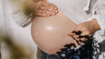 lawsuit-filed-against-kansas-law-nullifying-end-of-life-choices-for-pregnant-women
