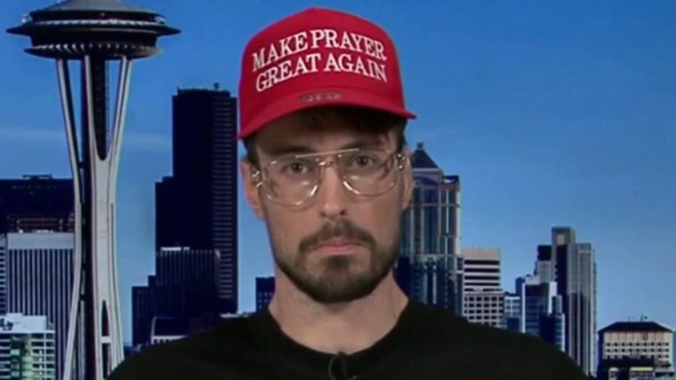 seattle-pastor-details-wild-scene-after-worship-event-‘swarmed’-by-protesters