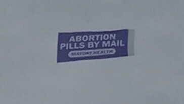 plane-flies-over-indy-500-with-disgusting-message-on-banner-behind-it