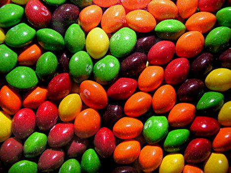 skittles-removes-a-dangerous-ingredient-linked-to-dna-and-cellular-damage-following-maha-report