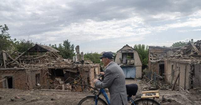 at-least-two-killed-in-ukraine-as-russian-peace-talks-stall