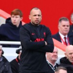heitinga-leaves-liverpool-to-take-over-at-ajax