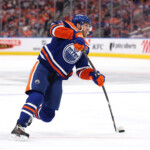 the-connor-mcdavid-free-agency-question-that-hangs-over-the-oilers’-stanley-cup-run