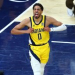 follow-live:-knicks-battling-pacers-in-indiana-with-hopes-to-keep-season-alive