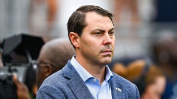 sources:-michigan-st.-expected-to-hire-batt-as-ad