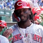reds-star-elly-de-la-cruz-hits-home-run-vs-cubs-after-death-of-sister