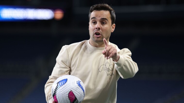 giraldez-confirmed-as-new-ol-lyonnes-coach