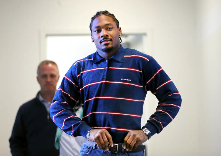 stefon-diggs-returns-to-patriots-practice-for-first-time-since-yacht-controversy
