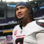 texans-not-worried-about-stroud’s-sore-shoulder