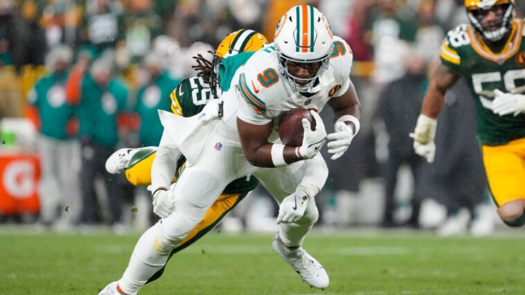 sources:-steelers-unlikely-to-trade-for-te-smith