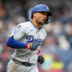 mookie-betts-returns-to-dodgers-lineup-with-broken-toe-still-on-the-mend