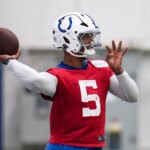 colts-qb-richardson-sidelined-with-shoulder-injury