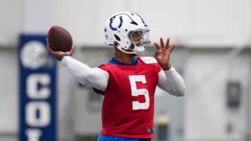 colts-qb-richardson-sidelined-with-shoulder-injury