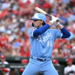 royals-star-rookie-jac-caglianone-smacks-rbi-double-for-first-mlb-hit-with-father-watching