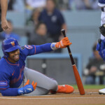 francisco-lindor-suffers-broken-toe-in-worrying-mets-injury-update