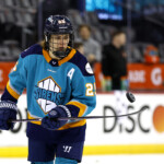 pwhl-seattle-signs-alex-carpenter-after-sirens’-surprising-expansion-decision