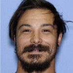 travis-decker-searched-‘how-to-relocate-to-canada’-days-before-allegedly-killing-his-3-daughters