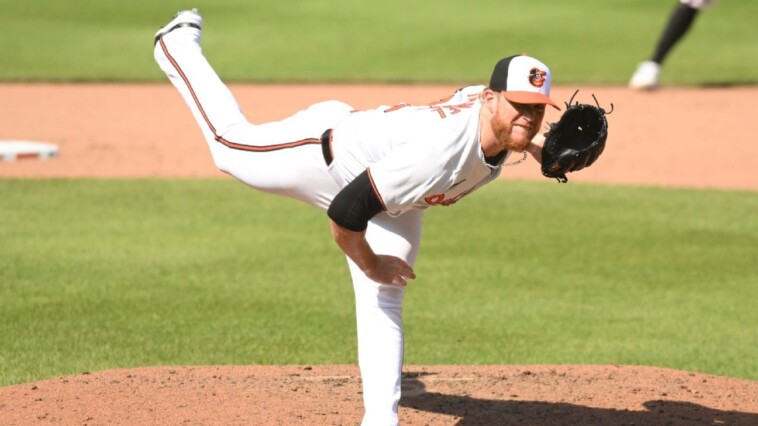 braves-call-up-vet-kimbrel-after-bullpen-implodes