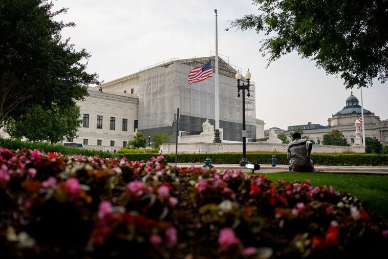 supreme-court-affirms:-discrimination-can-affect-majority-groups-too
