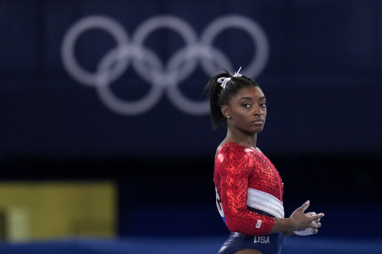 simone-biles-spars-with-riley-gaines-on-social-media-over-trans-athlete-debate