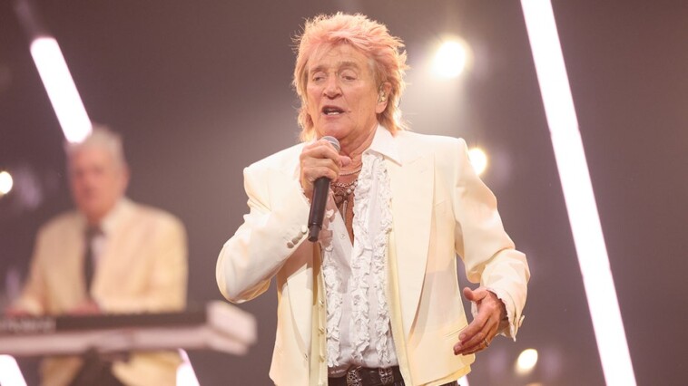 rod-stewart-‘devastated’-over-multiple-concert-cancellations-as-illness-threatens-tour-dates