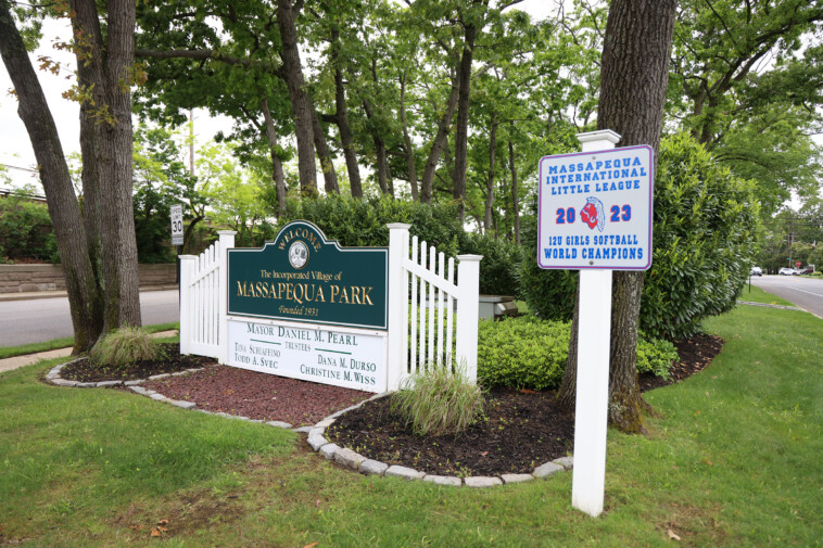 long-island-neighborhood-named-new-york’s-best-place-to-live-gives-locals-new-swagger:-‘why-not-us?’