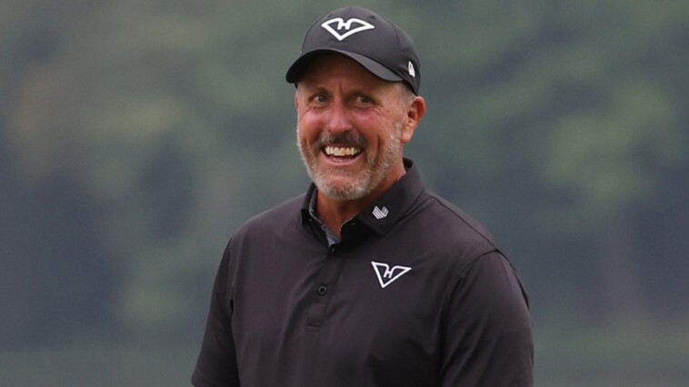 liv-golf-star-phil-mickelson-nails-incredible-shot-during-tournament