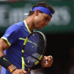 racket-rafael-nadal-used-to-win-2017-french-open-sells-for-$157,333