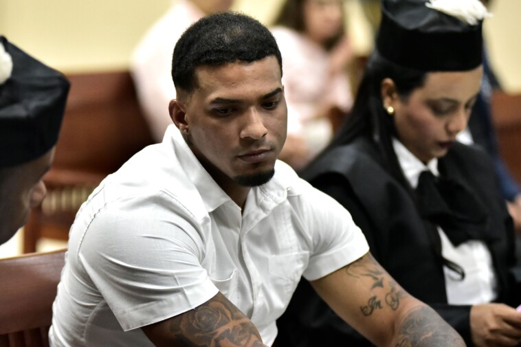 rays-star-wander-franco-hit-with-gun-charge-amid-sexual-abuse-trial