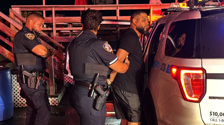 skipper-of-nyc-boat-that-burst-into-flames-charged-with-drunken-driving,-released:-‘i-had-one-beer’