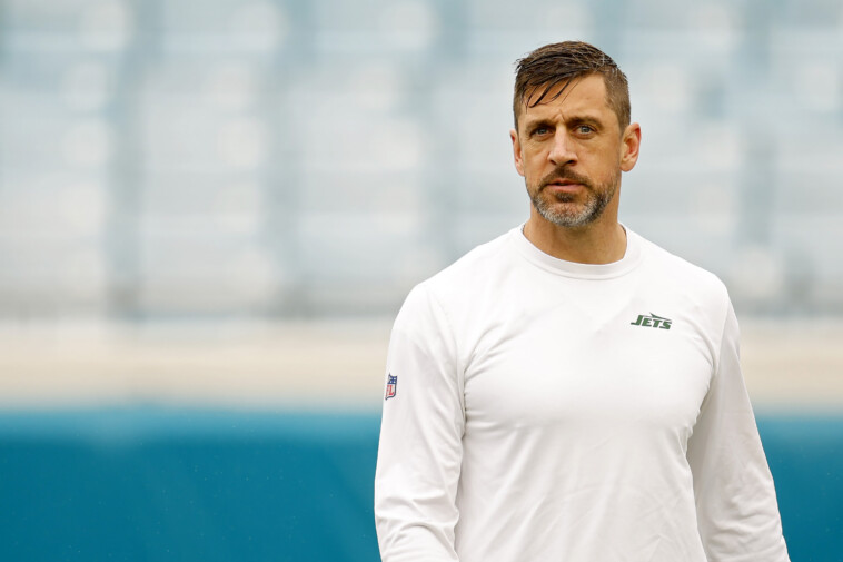 steelers-fans-fume-over-aaron-rodgers-signing:-‘he-sucks’