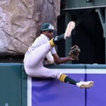 ️-a’s-cf-pulls-off-catch-of-the-year-contender