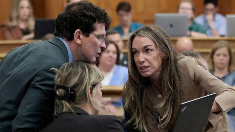 defense-attorney’s-dramatic-courtroom-move-has-legal-experts-talking-in-karen-read-murder-trial