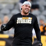 sources:-watt-not-attending-steelers-minicamp