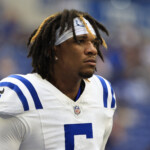anthony-richardson-visits-famed-surgeon-as-colts-face-injury-worry