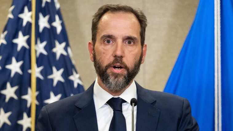 top-gop-senator-demands-probe-into-whether-jack-smith-‘unlawfully’-tried-to-influence-2024-election