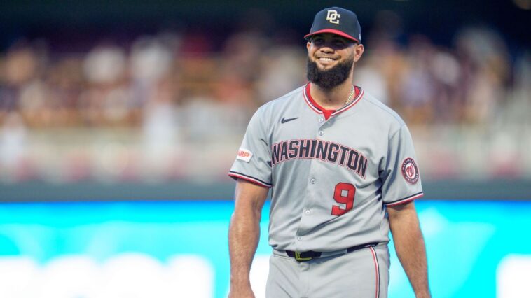 sources:-angels-pick-up-relievers-garcia,-chafin