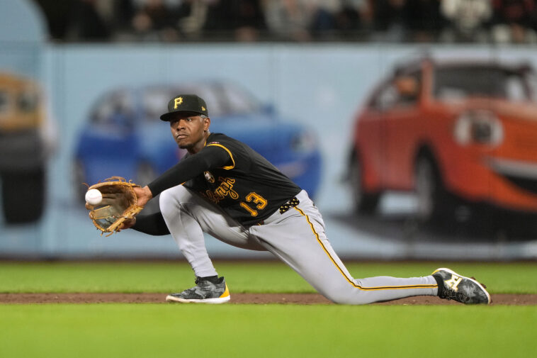 reds-acquiring-ke’bryan-hayes-from-pirates-in-mlb-trade-deadline-splash