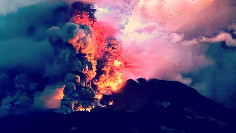 8.8-magnitude-earthquake-sparks-volcanic-eruption-in-russia