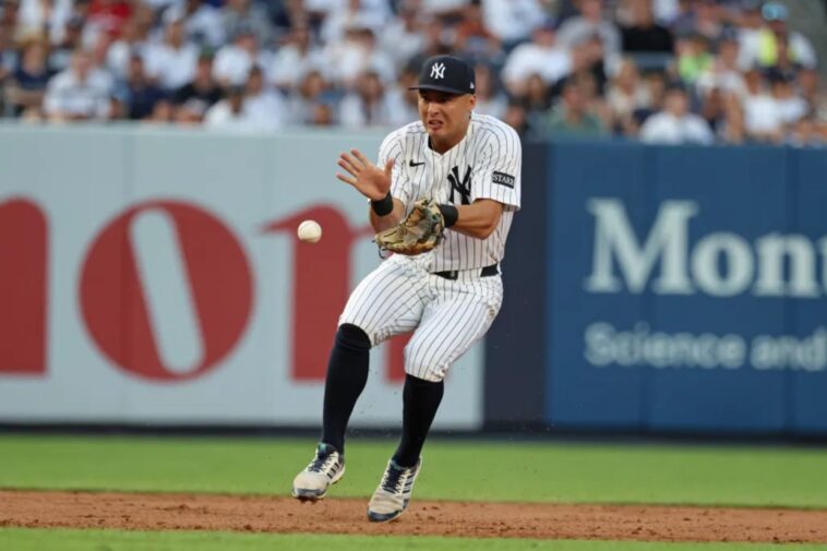 the-psychology-behind-anthony-volpe’s-error-filled-game-—-and-how-the-yankees-can-fix-him
