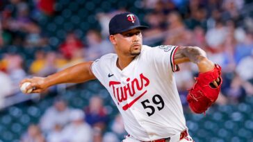 phillies-make-major-trade-deadline-move-for-all-star-closer-jhoan-duran-from-twins:-reports