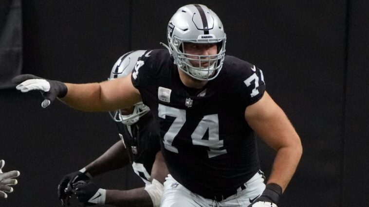 raiders-agree-to-3-year-extension-with-lt-miller