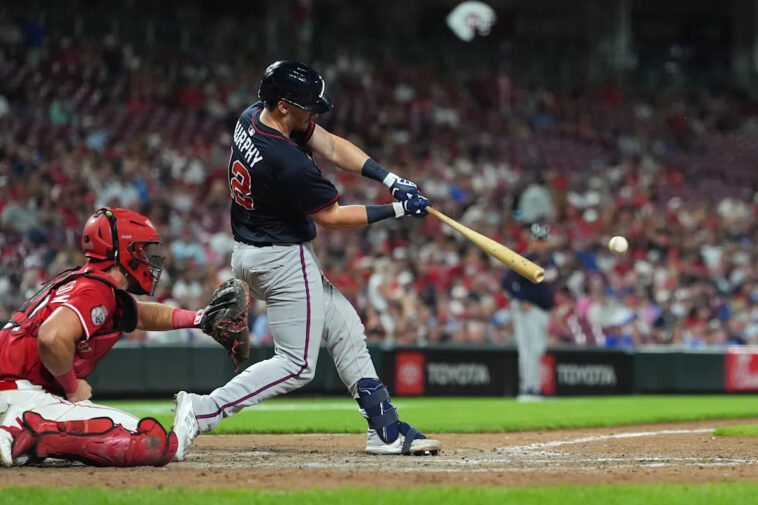 braves-and-reds-both-score-8-runs-in-the-same-inning