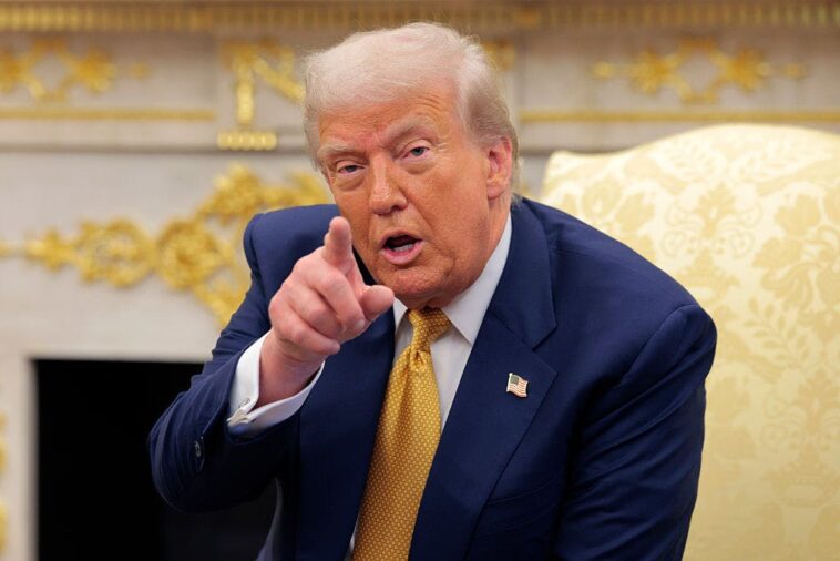 trump-dismisses-epstein-case-‘hoax’-as-his-justice-department-interviews-ghislaine-maxwell